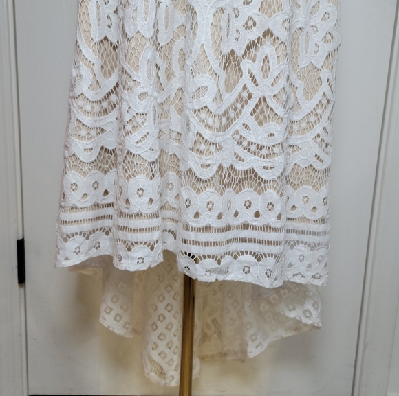 Two Sisters Two-Piece Eyelet Chic Bridal High-Low Skirt Set Size 8 - Picture 2 of 15